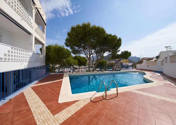 ESTUDIO TRES PINOS PISCINA jUNTO AL MAR